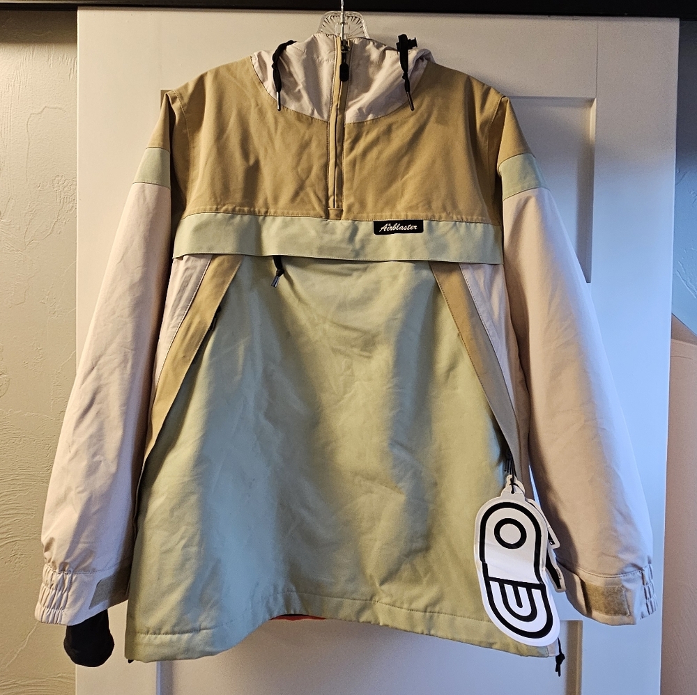 2024 Airblaster Lady Trenchover Snow Jacket